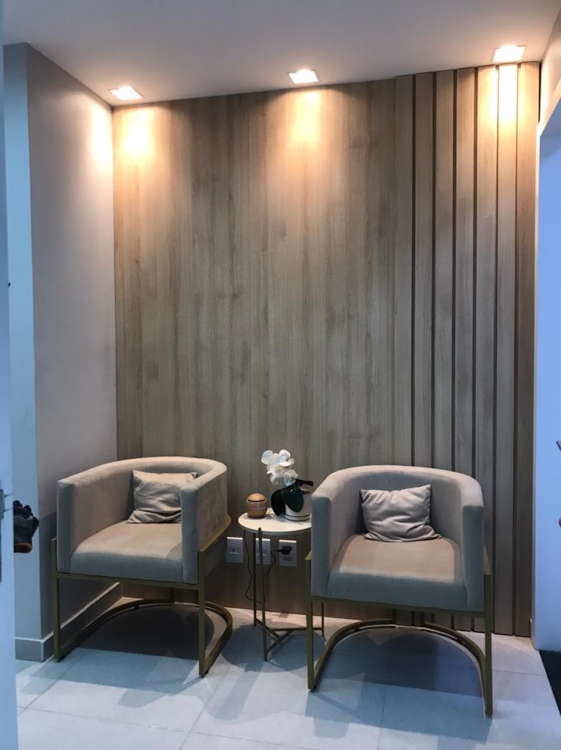 Dra. Raquel Burla - Reabilitar Odontologia - foto 3