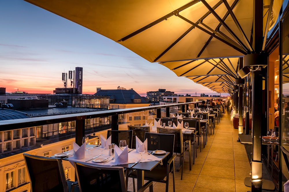IMLAUER Sky - Bar & Restaurant in Salzburg fotoğraf 1
