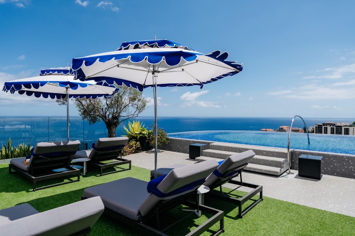 The Reserve, Savoy Signature
