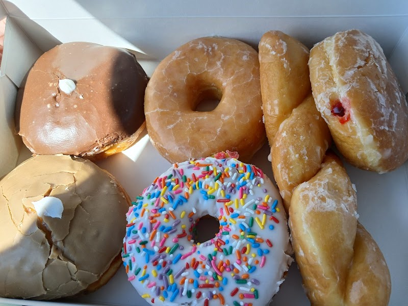 Bismarck Donuts & Coffee photo 3
