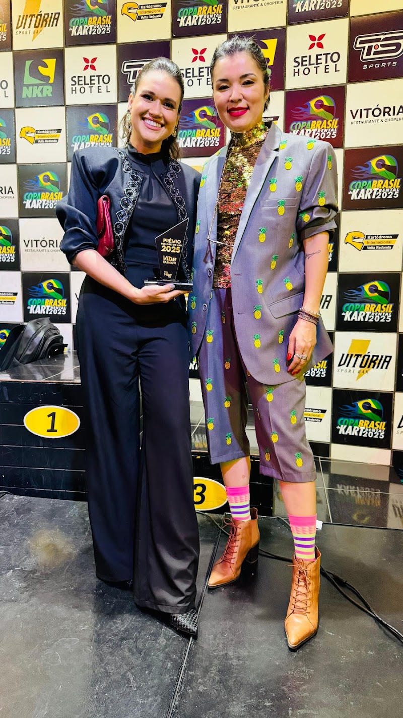 Claudia Pravato Odontologia | Implantes e Próteses - foto 2