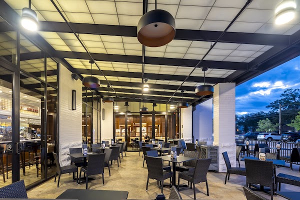 Black Walnut Kitchen & Bar – Memorial Drive