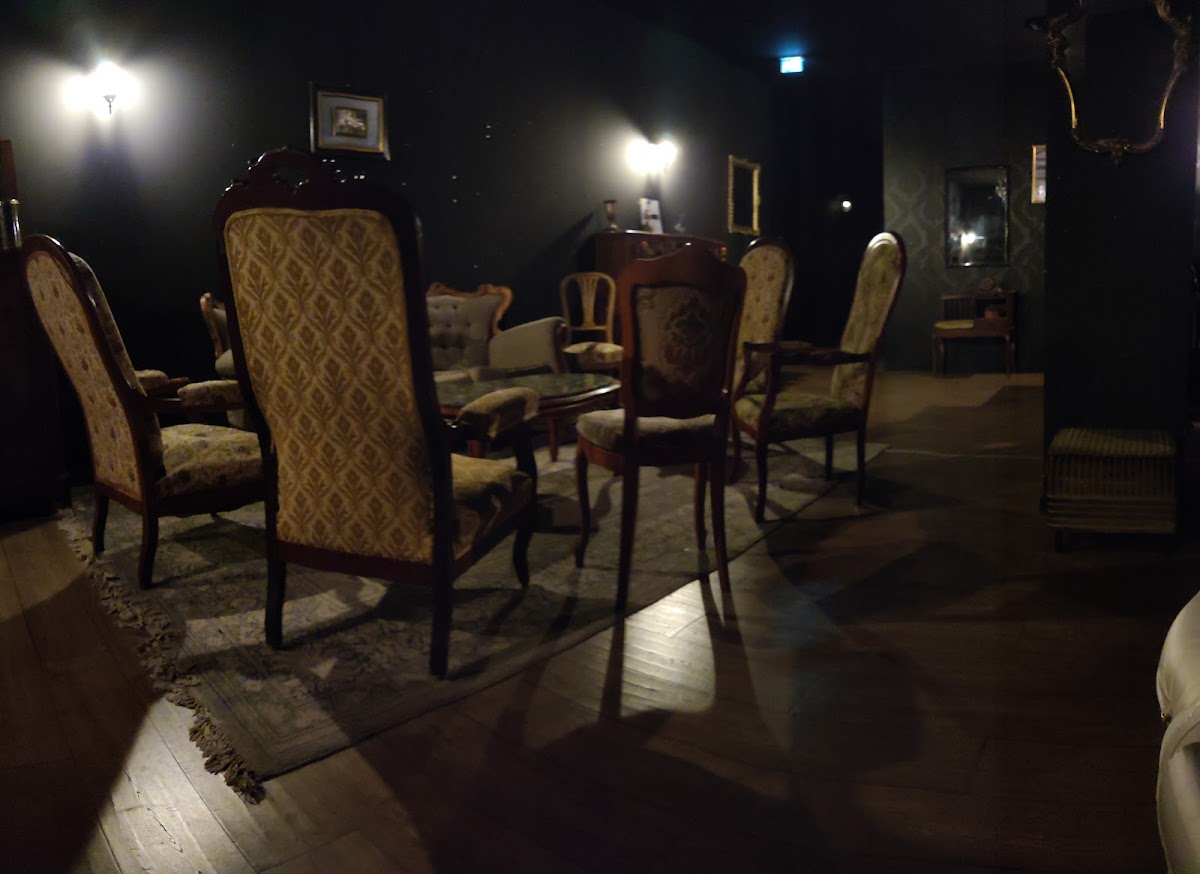 The Dark Dreams - Paris, vue extérieure