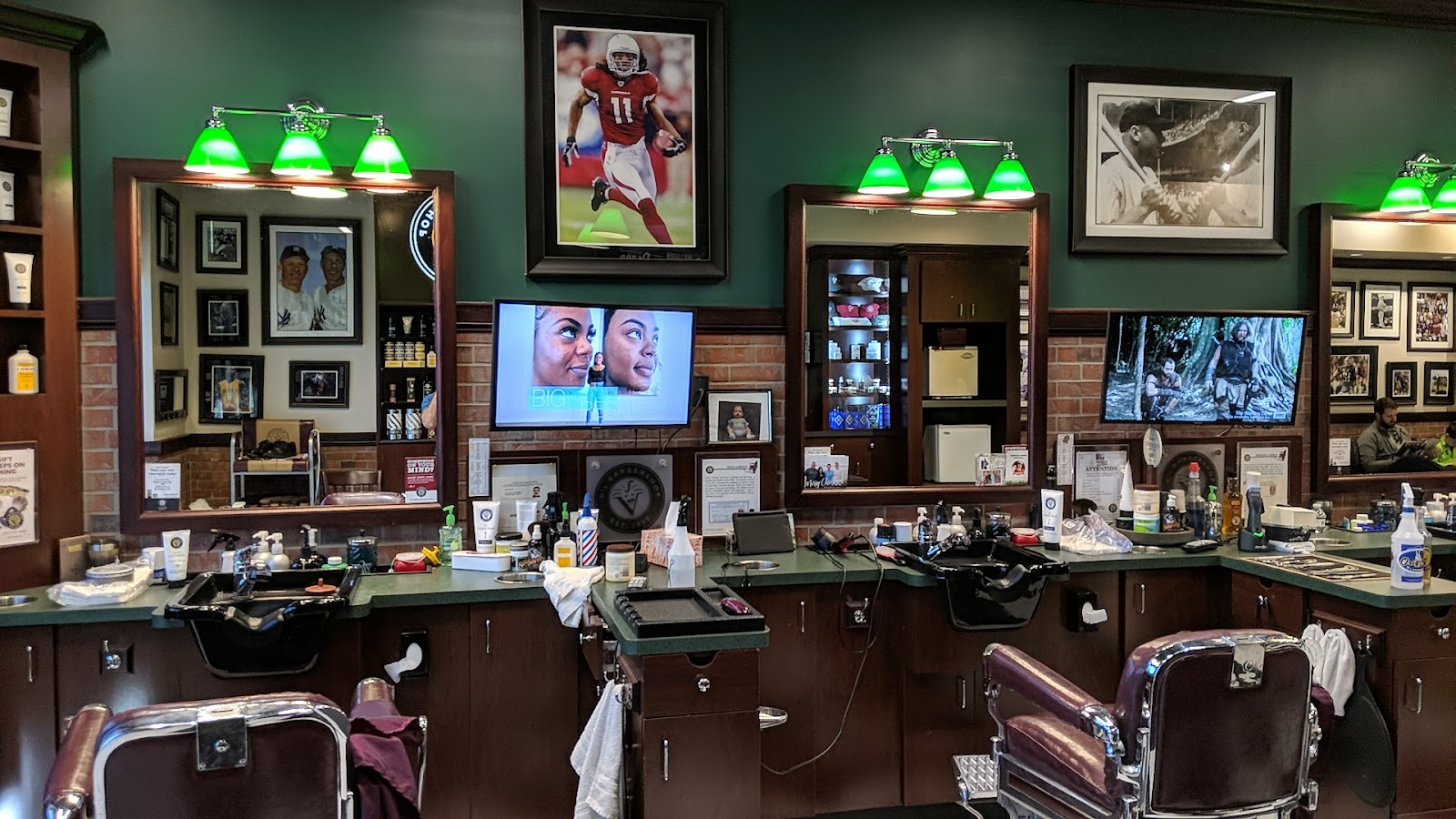 V's Barbershop - Promenade photo 4