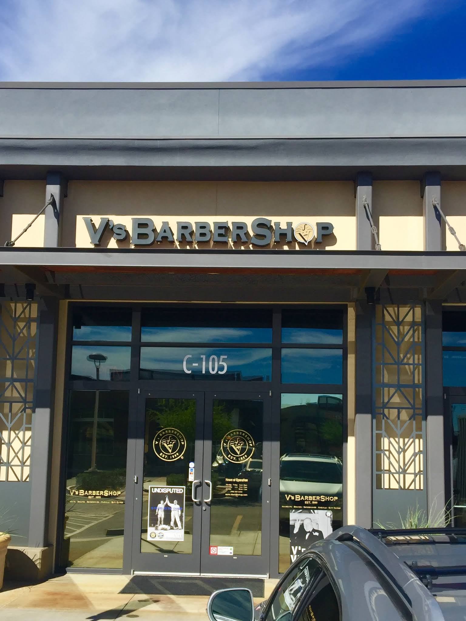 V's Barbershop - Promenade photo 2