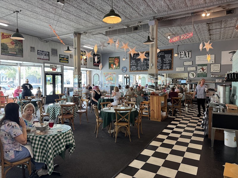 Florida Cracker Lunch On Limoges photo 4