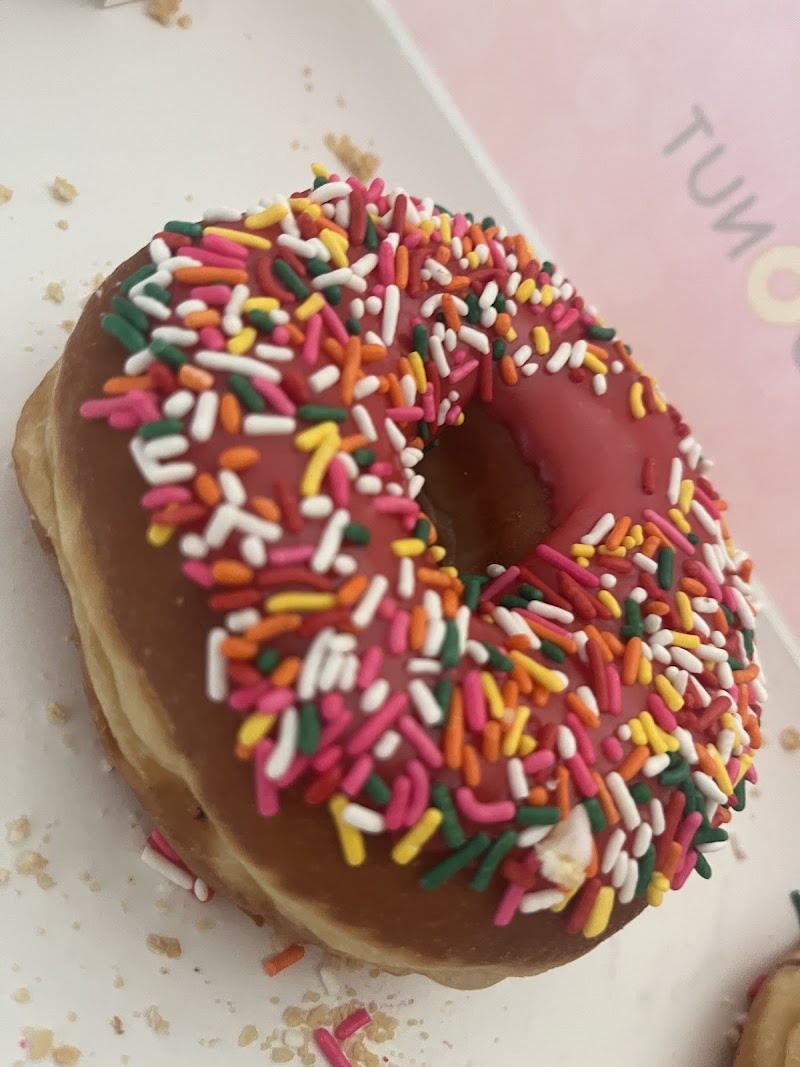 Dippin Donuts photo 4