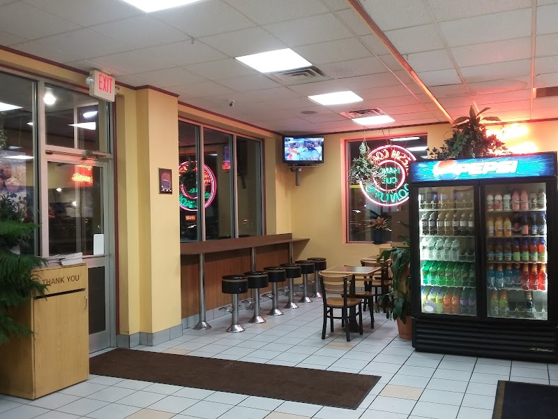 Dippin Donuts photo 1