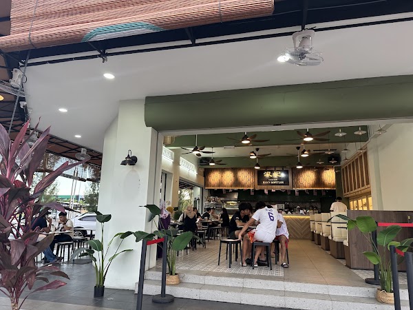 Han's Kopitiam - Photo 1