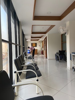 Divine Multispeciality Hospital - Image 2