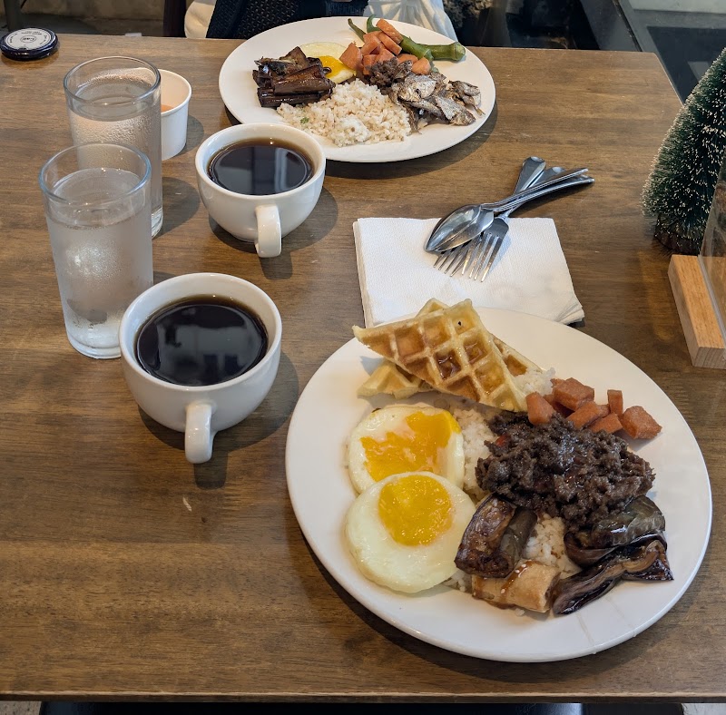 Sunkissed Cafe - BGC