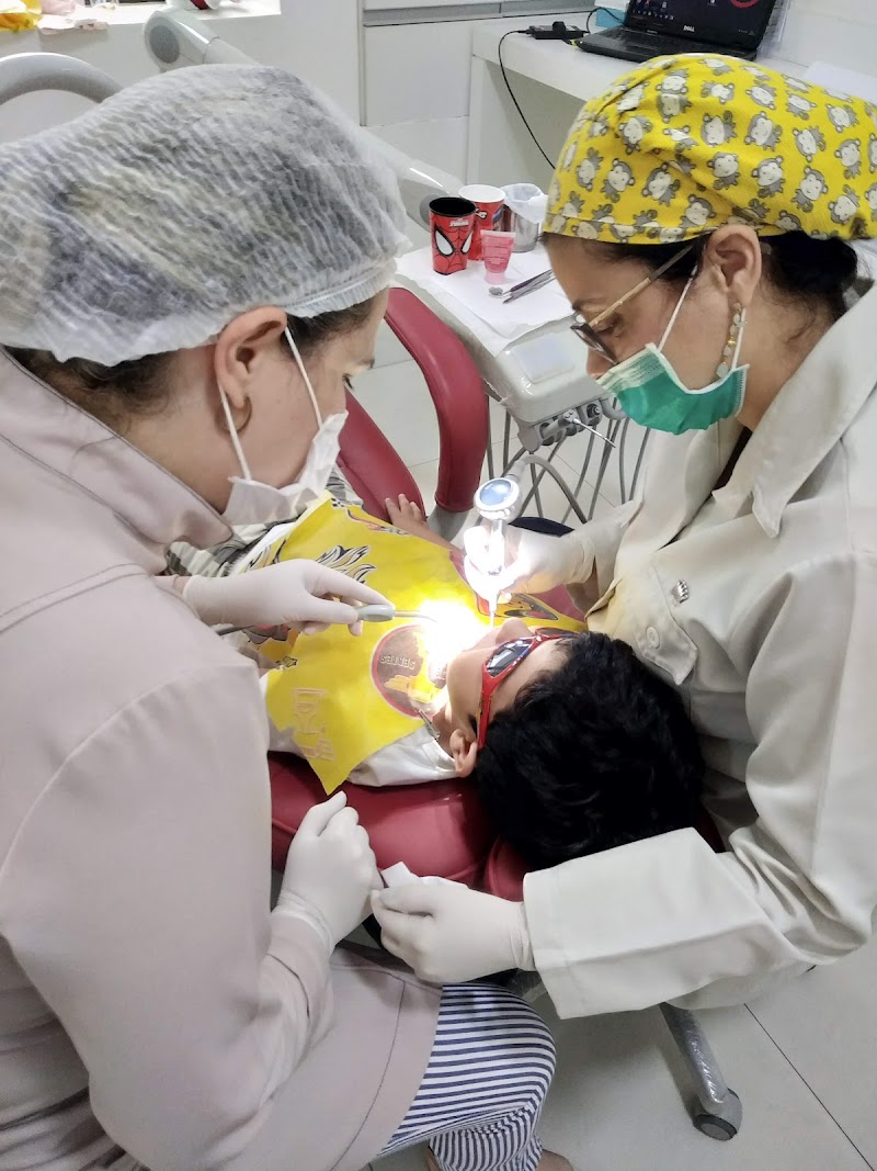Dra Léa Paula Pagani Odontopediatria - foto 3
