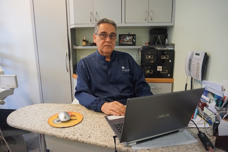 Dentista Centro RJ - Odonto Loureiro Clínica Odontológica e Implante - foto 2