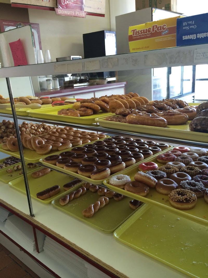 Donuts Plus photo 1