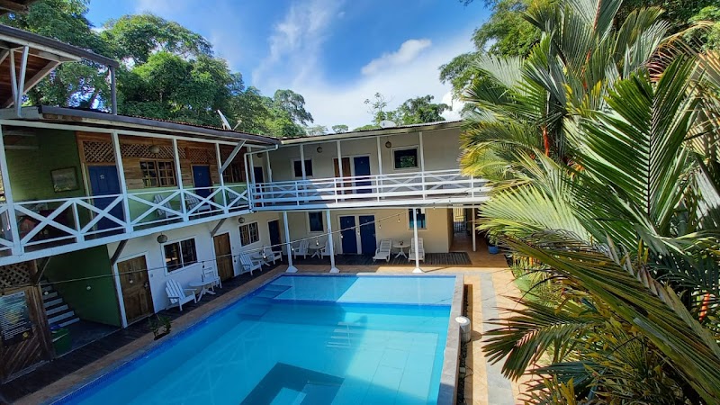 Lizard King Hotel & Suites