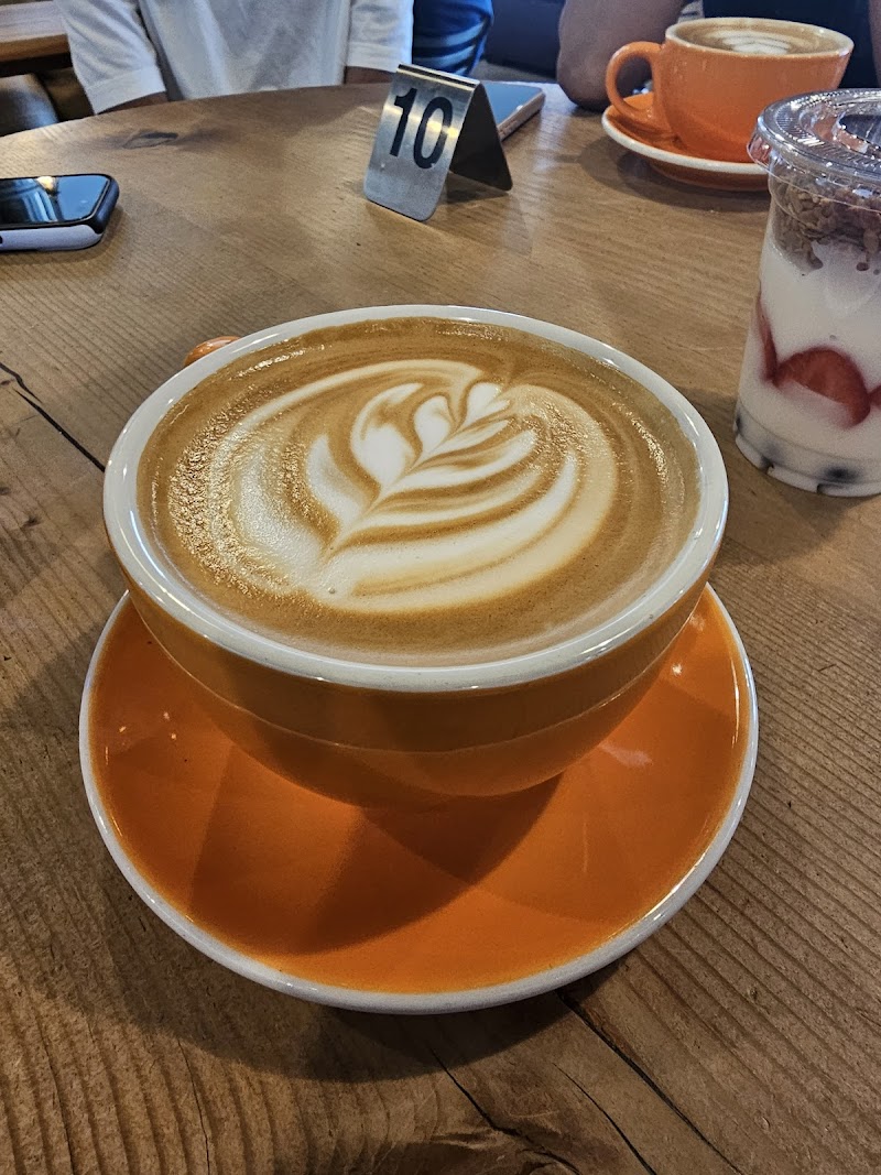 Mongo's Coffee Roastery & Lounge photo 4