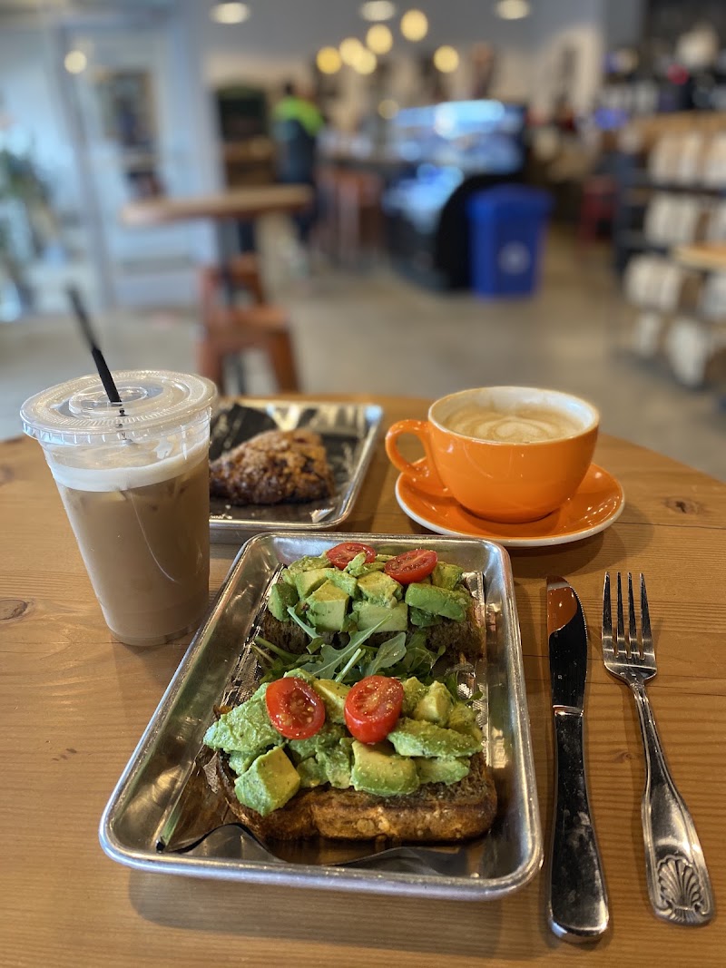 Mongo's Coffee Roastery & Lounge photo 2