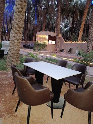 مطعم وكافيه جلت قوس