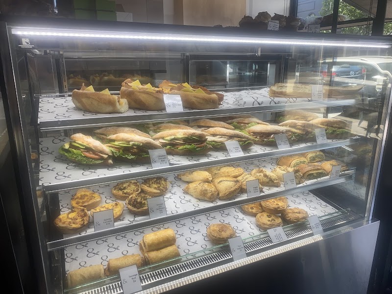 Little Frenchie & Co.