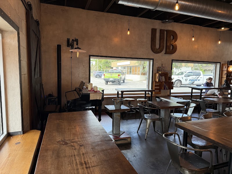 The Urban Bean Coffeehouse Cafe photo 4