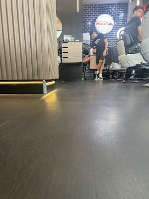 MenzCuts Holmview photo 3