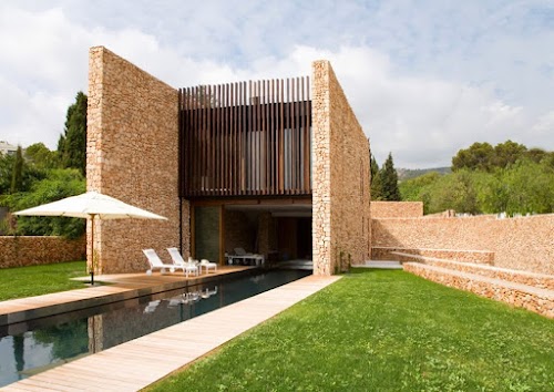 Hospes Maricel