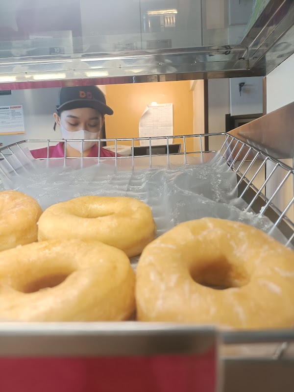Dunkin' - Bicutan