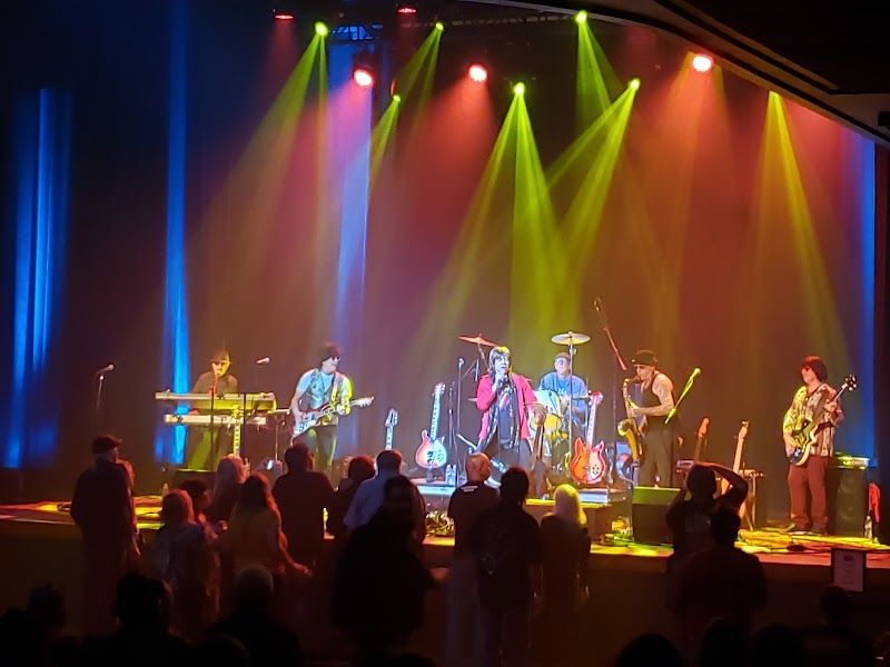 Revolution Hall photo 3