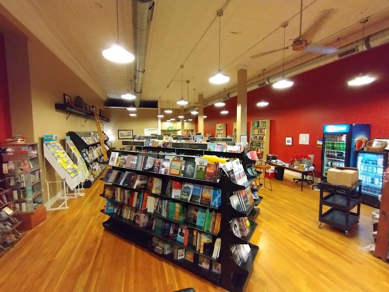 Pages Books & Coffee photo 2