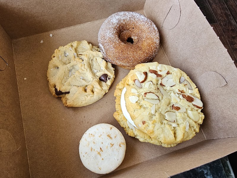 The Honey Bean Bakery & Coffee Shop photo 3