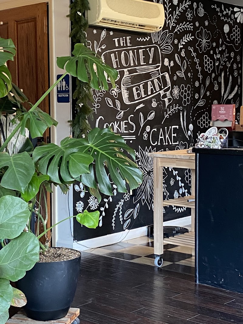 The Honey Bean Bakery & Coffee Shop photo 4