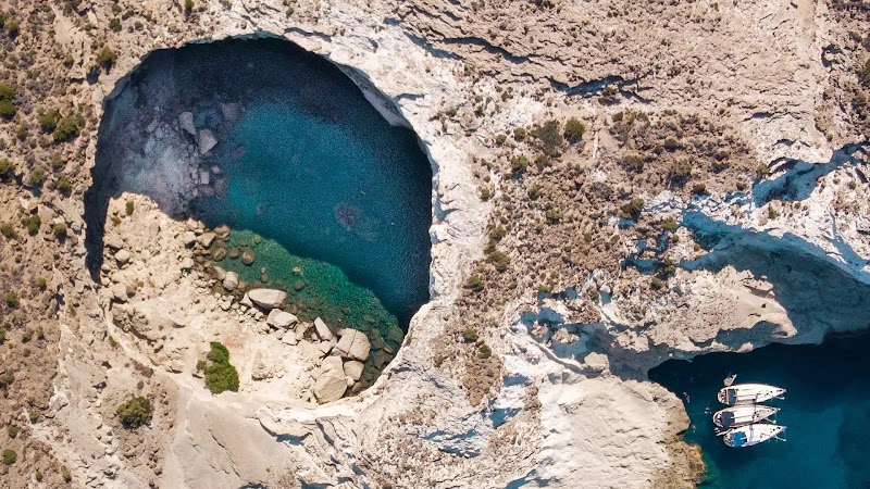 HORIZON YACHTS Kleftiko Milos