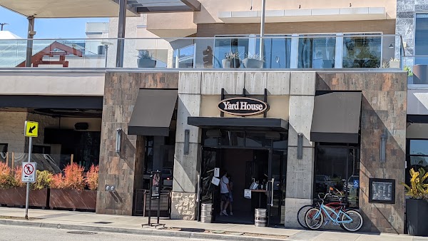 Yard House