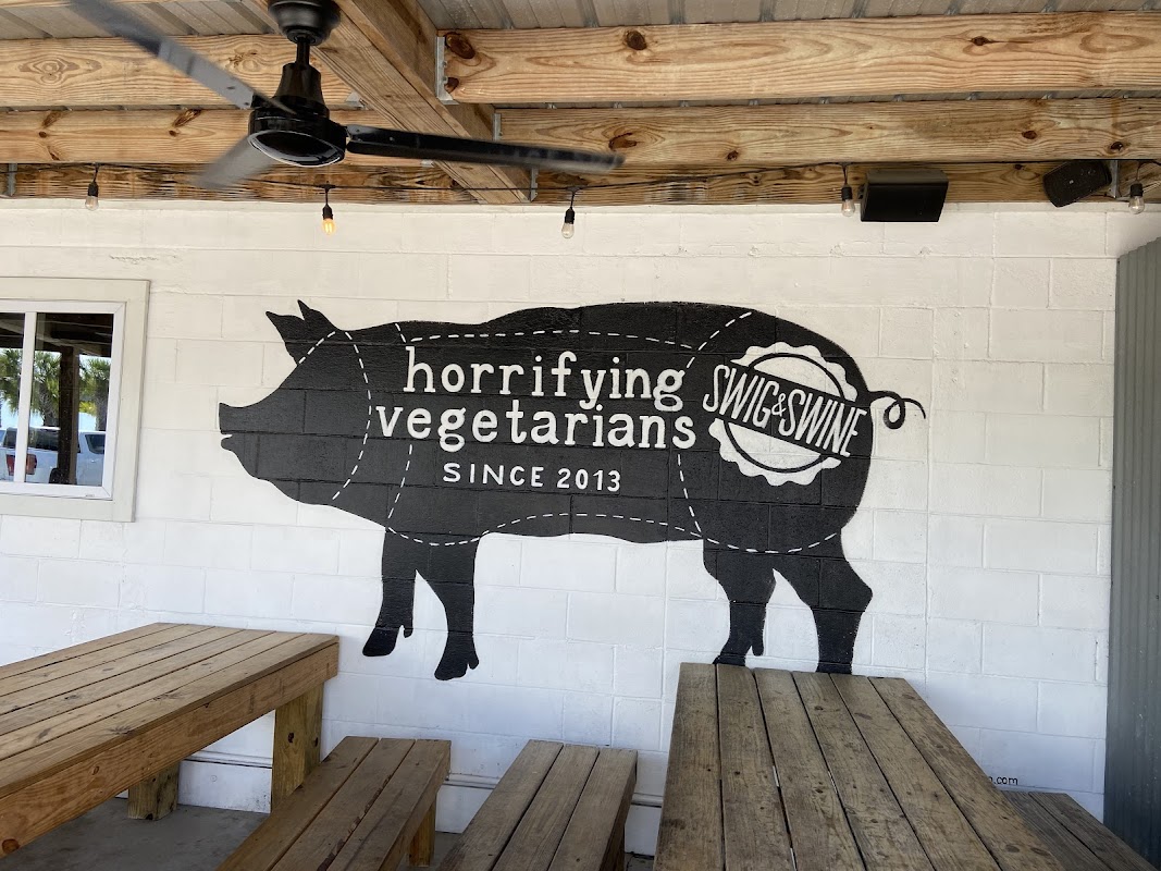 Swig & Swine Mount Pleasant photo 3