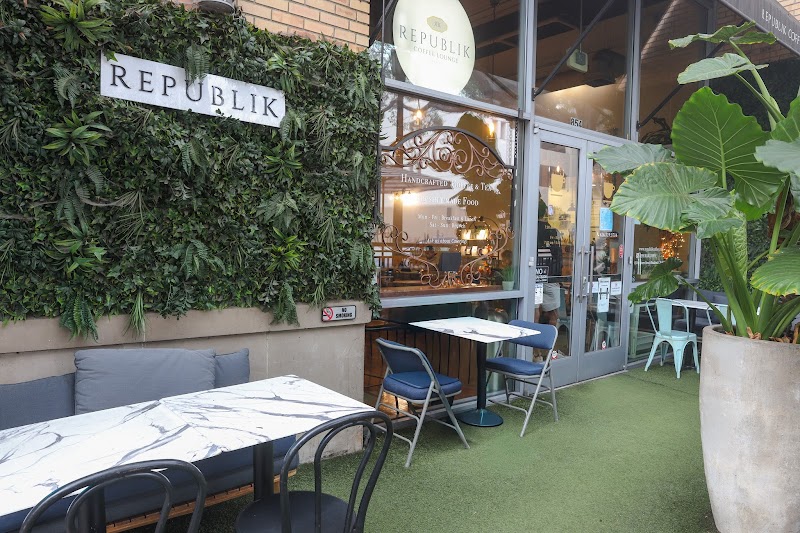 Republik Coffee Pasadena photo 1