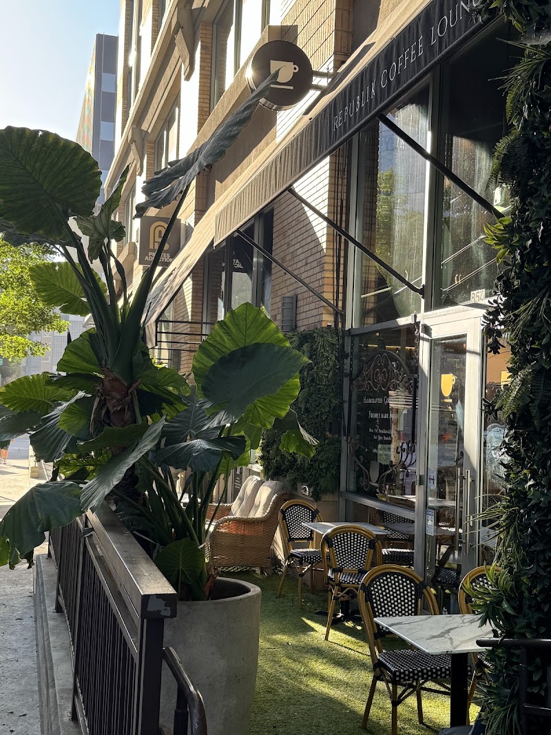 Republik Coffee Pasadena photo 2