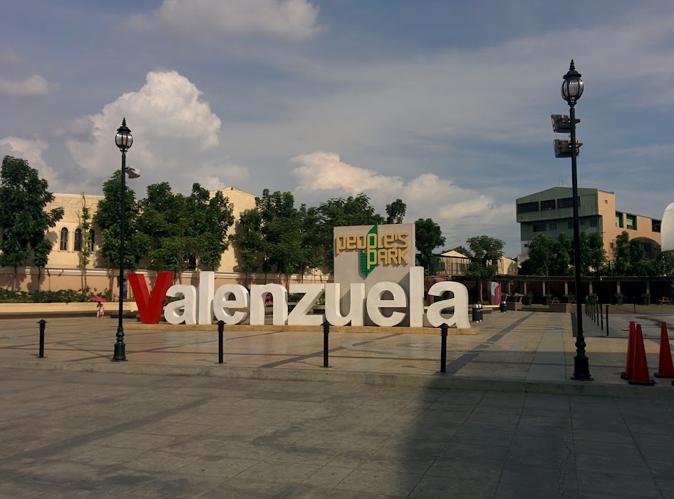 Valenzuela City People's Park fotoğraf 1