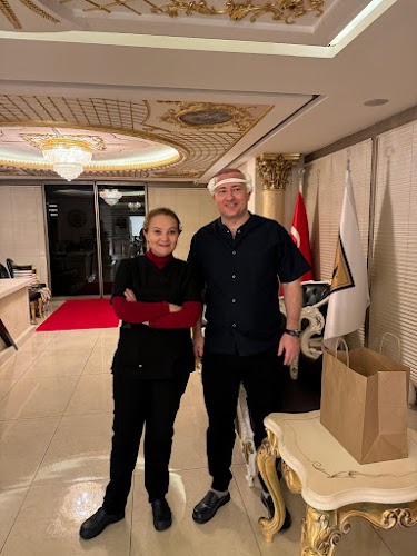 Клиника по пересадке волос Анталья VIVAEST - Saç Ekimi - Hair Transplant Antalya logo