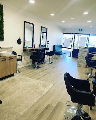 Cutting Edge Hair Studio Wurtulla