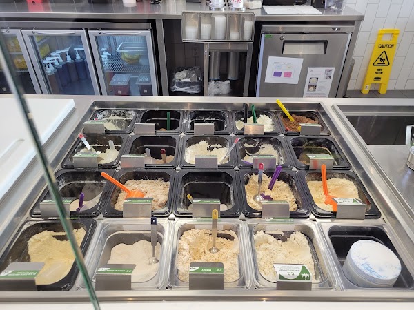 SMOOTHIE KING exterior