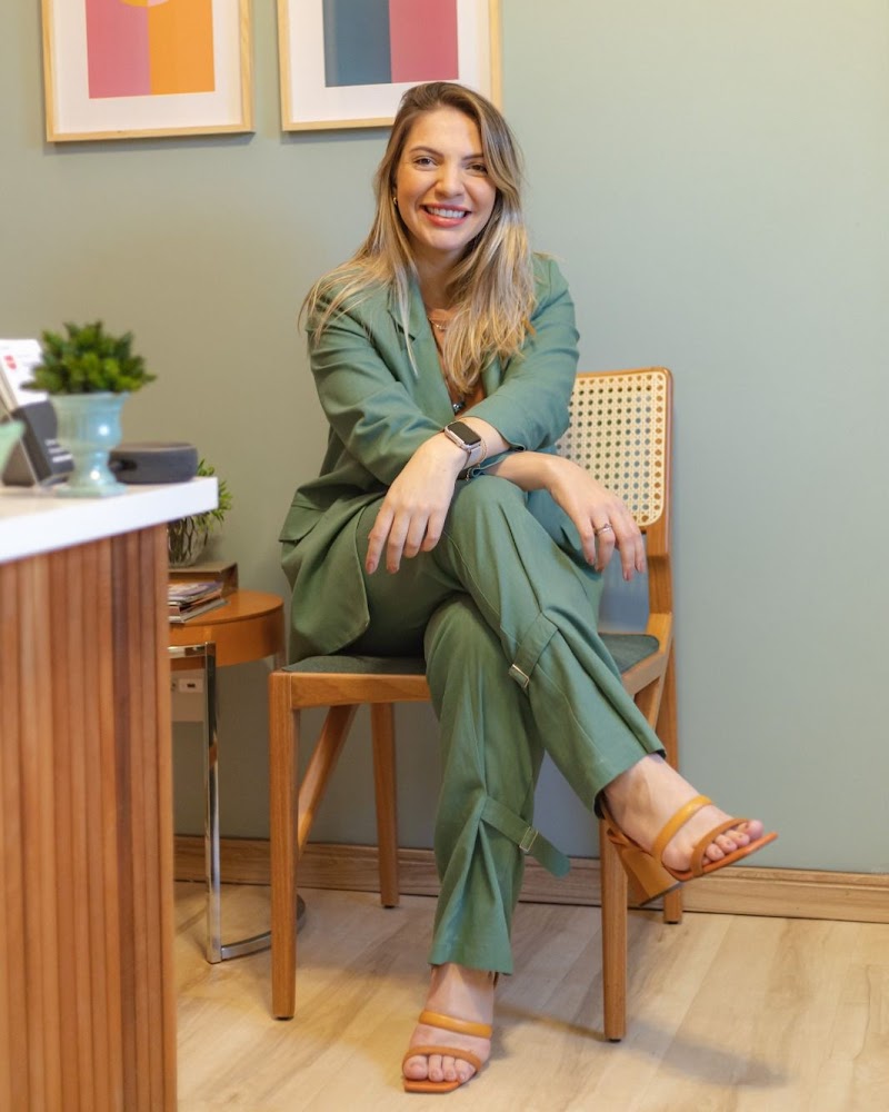 Dra. Tainá Andrade - Dentista | Tratamento de Canal - foto 4