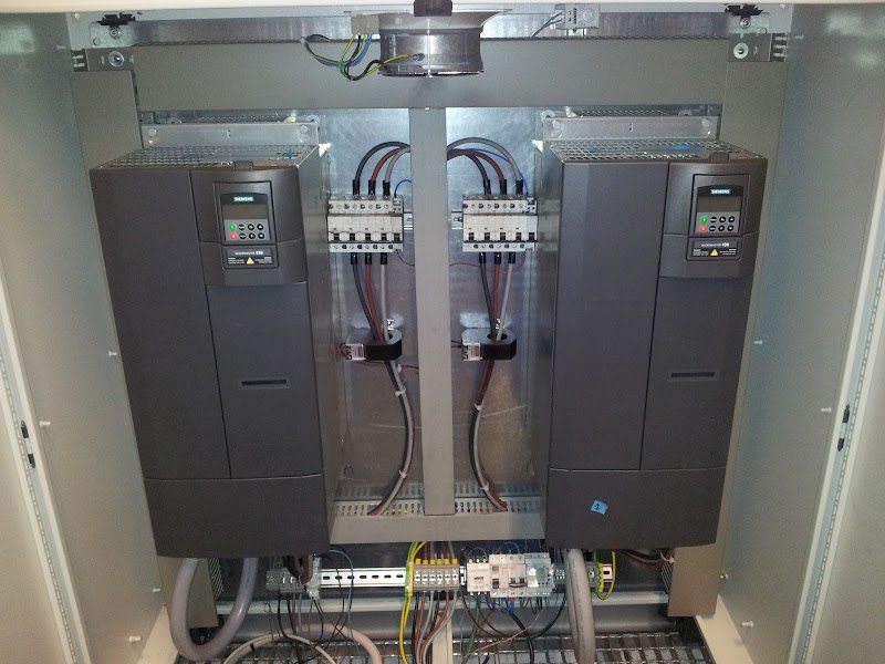 Electricistas Ourense 24 Victor luz y clima averias photo 2