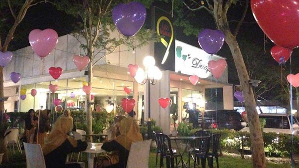 Laman Kito (Nine Lakes Garden Restaurant) - Photo 1