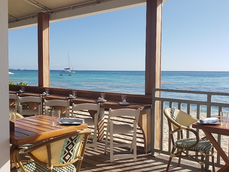 Coccoloba Bar & Grill