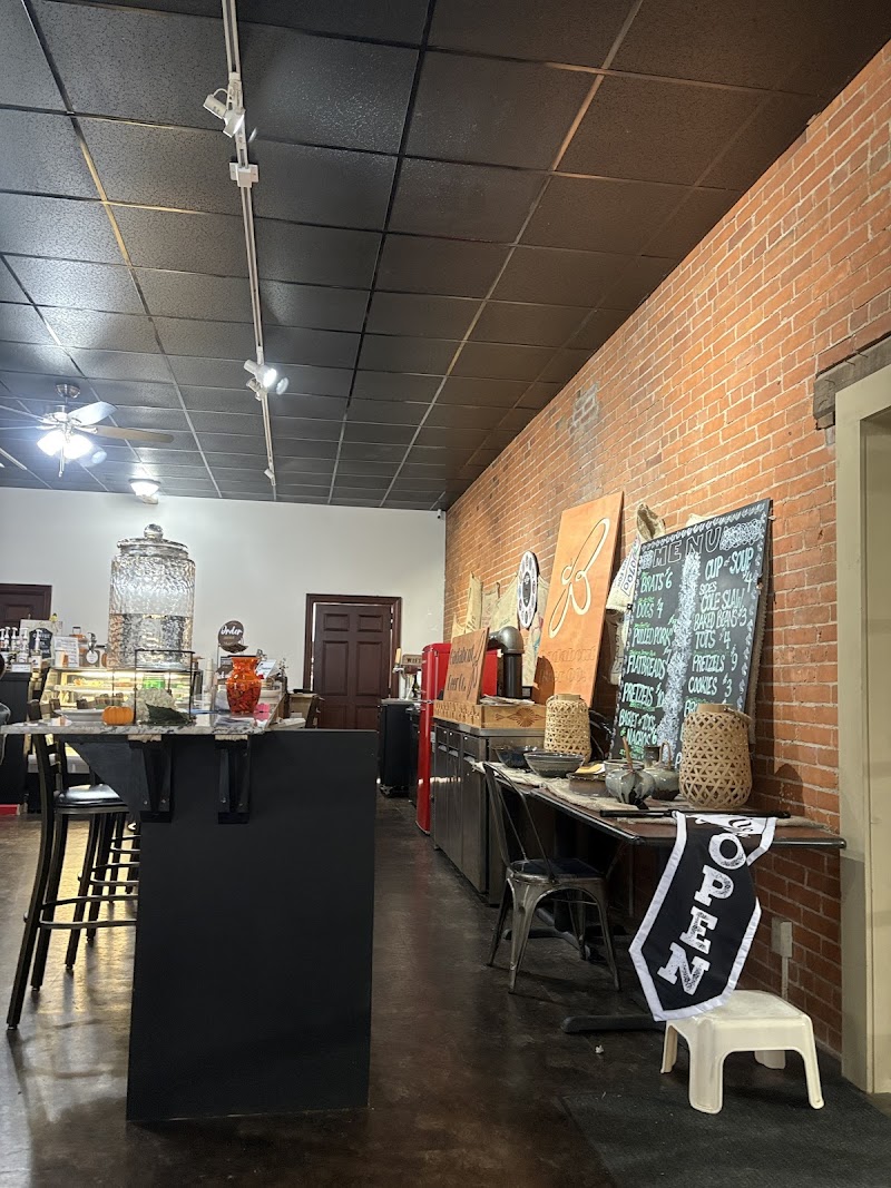 Abigail's on Main photo 3