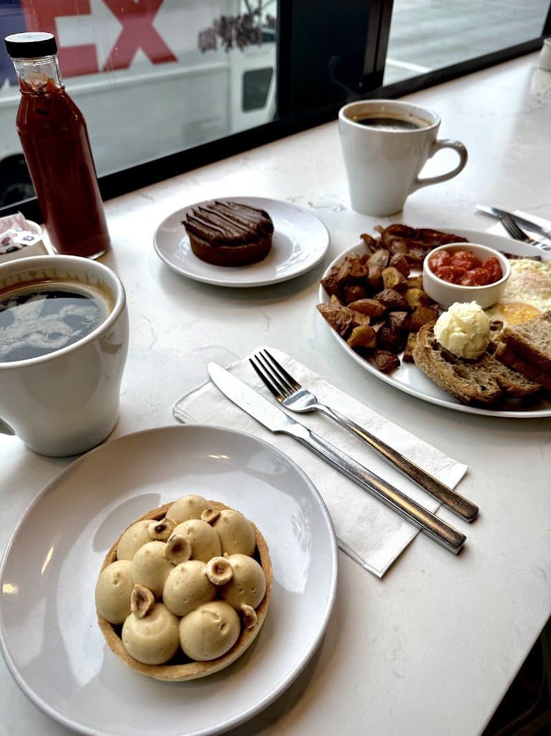 Farine Bakery & Café photo 3