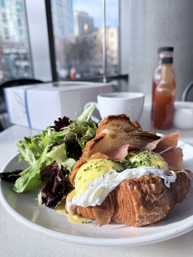 Farine Bakery & Café photo 3