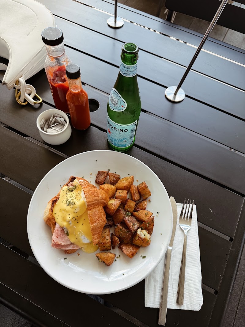 Farine Bakery & Café photo 4