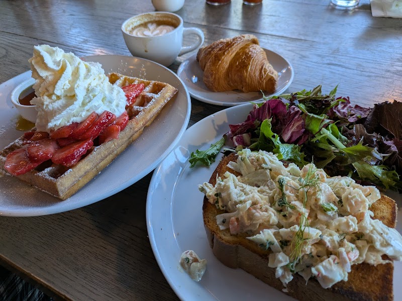 Farine Bakery & Café coffee