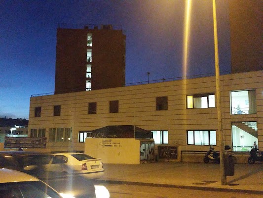 Residencia Centro De Asistencia Al Mayor S A — P.º Imperial, 26, Arganzuela, 28005 Madrid, España